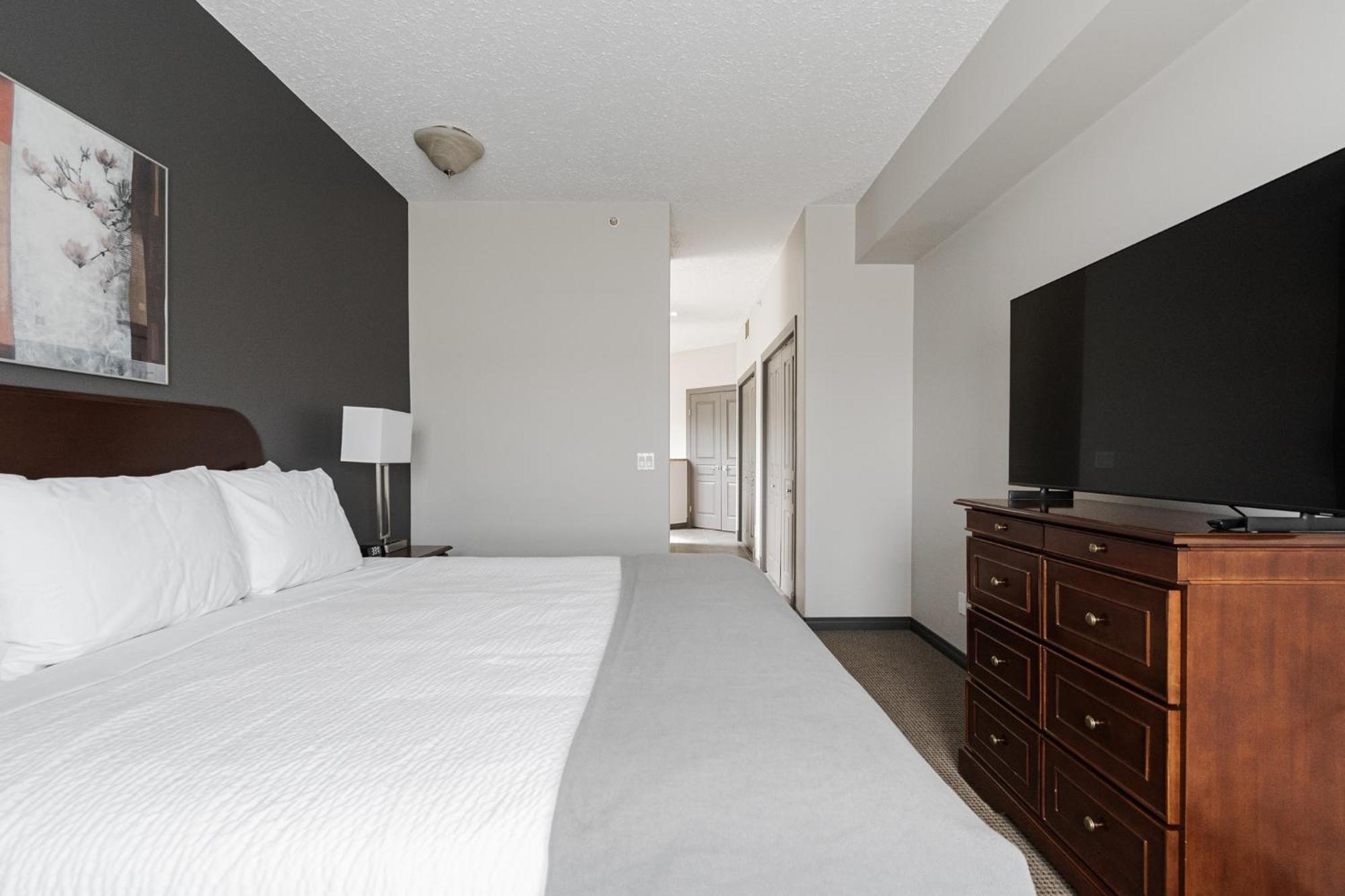 Premier Residence - Fort Mcmurray Exterior foto